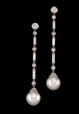 A pair of diamond and cultured pearl ear pendants - Jewellery