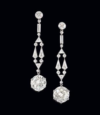 A pair of diamond pendant earrings, total weight c. 5.90 ct - Klenoty