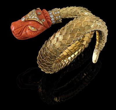 A Moroni armlet in the shape of a dragon - Jewellery