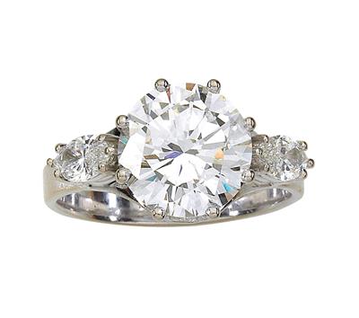 A brilliant ring total weight c. 3.80 ct - Jewellery