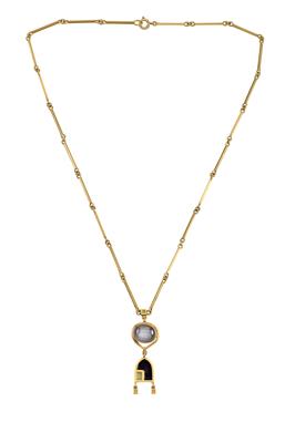 A sapphire necklace - Jewellery