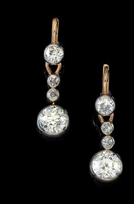 A pair of old-cut brilliant ear pendants, total weight c. 4.30 ct - Klenoty