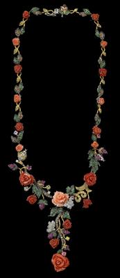 A brilliant and coral necklace - Jewellery