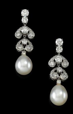 A pair of brilliant and cultured pearl ear pendants - Klenoty