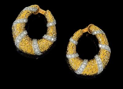 A pair of Cartier brilliant ear clips, total weight c. 4.50 ct - Jewellery