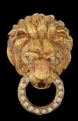 A Van Cleef & Arpels brilliant brooch in the shape of a lion - Jewellery