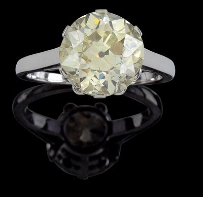 An old-cut brilliant solitaire c. 4.32 ct - Gioielli