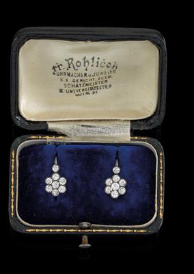 A pair of old-cut diamond earrings, total weight c. 1.30 ct - Gioielli