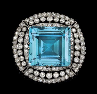 An aquamarine pendant c. 33 ct - Gioielli