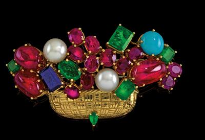 A brooch in the shape of a flower basket - Jewellery
