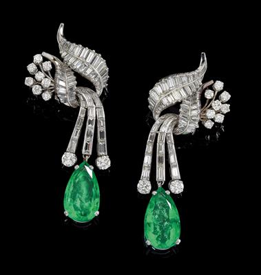 A pair of diamond and emerald ear clips - Jewellery