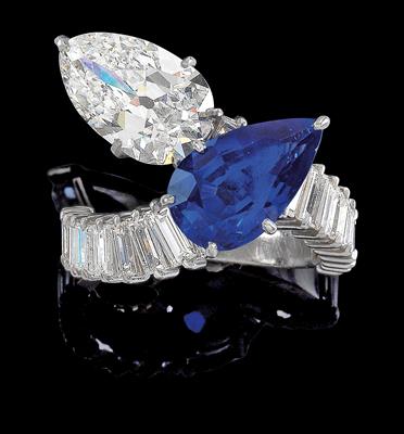 A ring with untreated sapphire c. 2.70 ct and diamond 2.69 ct platinum 950, - Jewellery