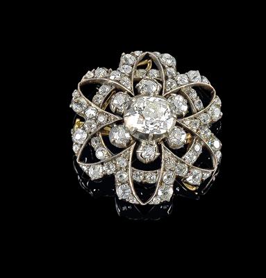 An old-cut diamond brooch total weight c. 4 ct - Jewellery