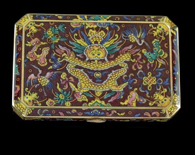 An enamelled hinged box - Klenoty