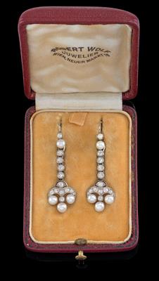 A pair of old-cut diamond and Oriental pearl earrings with pendant elements - Gioielli