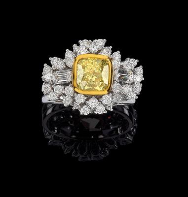 Fancy intense yellow natural colour diamond ring ca. 2.51 ct - Jewellery