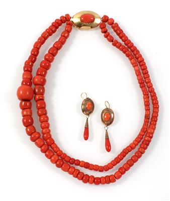A coral jewellery set - Jewellery