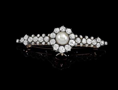 An old-cut diamond brooch, total weight ca. 1,85 ct - Jewellery