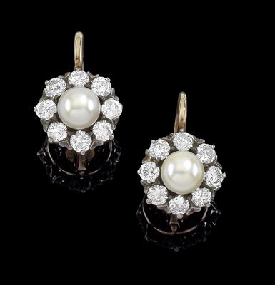 A pair of brilliant and cultured pearl ear pendants - Klenoty