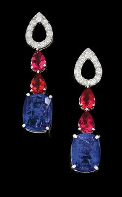 A pair of tanzanite ear pendants, total weight 9,77 ct - Jewellery