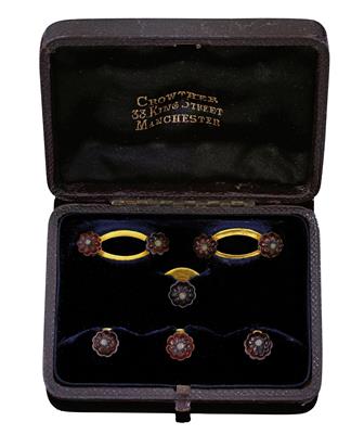 An agate gentleman’s jewellery set - Klenoty