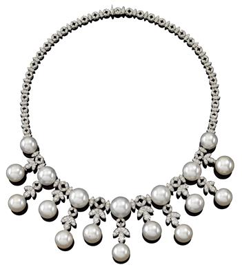 A brilliant and cultured pearl necklace - Klenoty