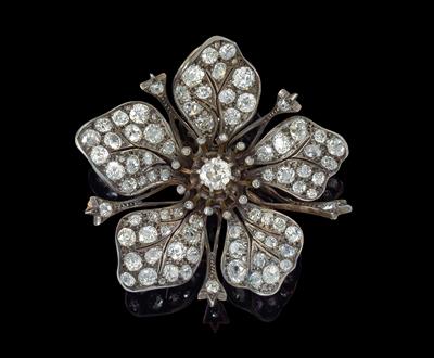 A diamond floral brooch total weight c. 7.50 ct - Klenoty
