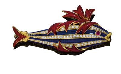 A diamond and ruby brooch in the shape of a fish - Klenoty