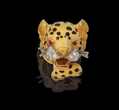 A ring in the shape of a leopard - Gioielli