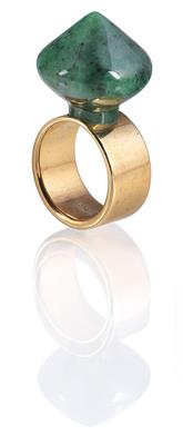 Friedrich Becker nephrite ring - Friedrich Becker - gold, stainless steel, kinetics