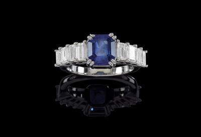 A diamond ring with untreated Burmese sapphire, 2.61 ct - Gioielli