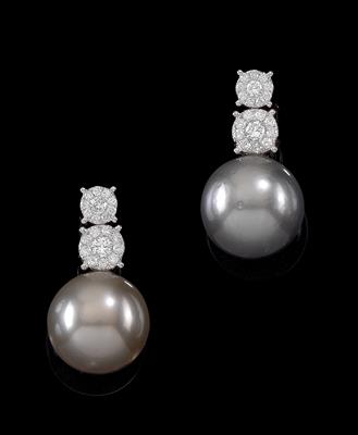 A pair of brilliant and cultured pearl ear stud pendants - Gioielli