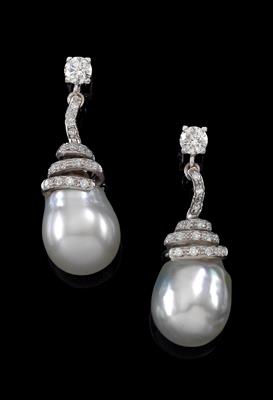 A pair of brilliant and cultured pearl ear stud pendants - Gioielli