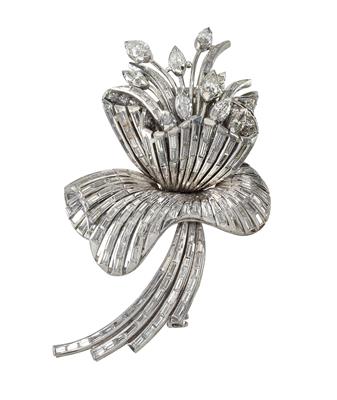 A diamond brooch by David Webb, total weight c. 6 ct - Jewellery