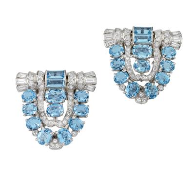 A pair of diamond and aquamarine clothes clips - Gioielli