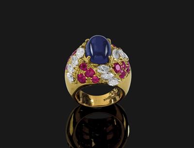 A diamond, sapphire and ruby ring by Boucheron - Klenoty