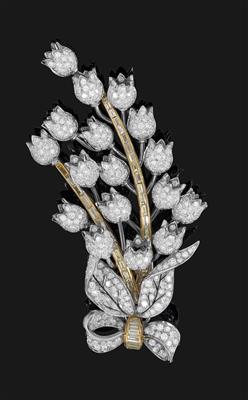 A diamond lily of the valley brooch total weight c. 12 ct - Gioielli