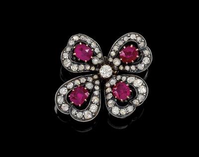 An old-cut brilliant brooch with untreated rubies, total weight c. 2 ct - Klenoty