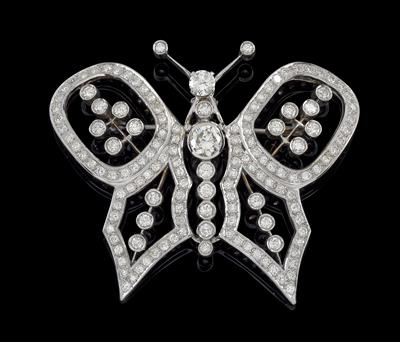A brilliant butterfly pendant total weight c. 7 ct - Jewellery