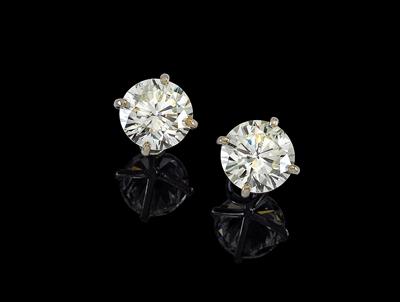 A pair of brilliant ear studs total weight 6.31 ct M/vvsi2 - Jewellery