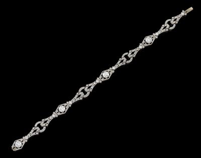 A diamond bracelet, total weight c. 3.40 ct - Jewellery