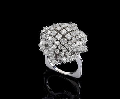 A diamond ring, total weight c. 6.50 ct - Gioielli