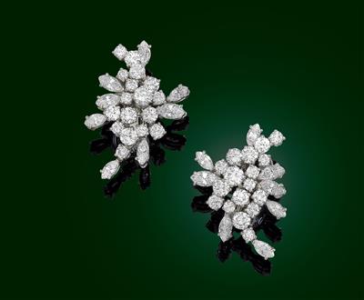 A. E. Köchert Diamantohrclips zus. ca. 5,40 ct - Juwelen