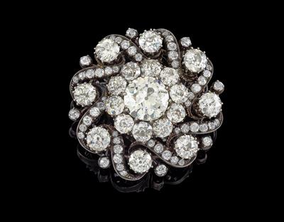 An old-cut diamond brooch total weight c. 8.90 ct - Jewellery