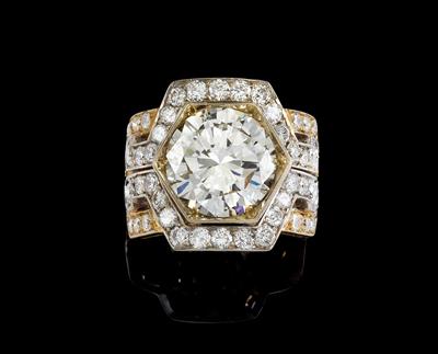 A brilliant ring total weight c. 6.60 ct - Gioielli