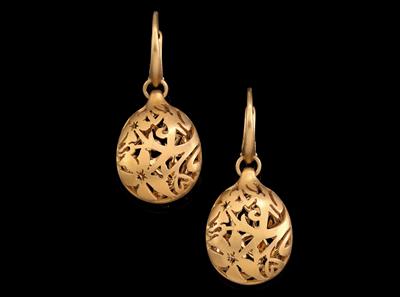 A pair of “Arabesque” ear pendants by Pomellato - Gioielli