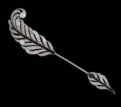 A diamond ‘jabot’ pin feather total weight c. 2.60 ct - Klenoty
