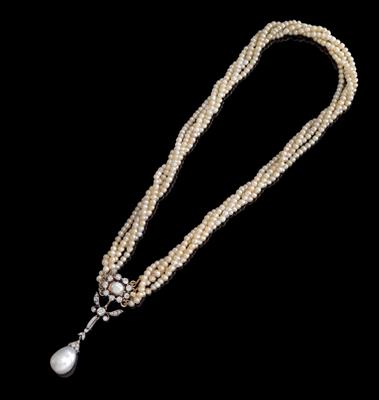 A diamond and cultured pearl necklace - Klenoty