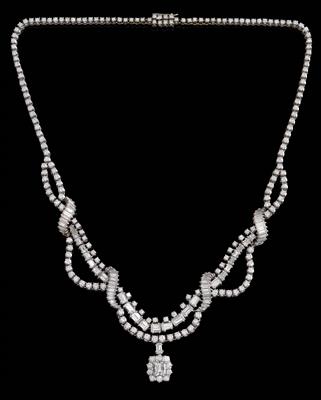Diamantcollier zus. ca. 12 ct - Juwelen