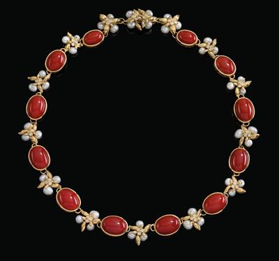 A coral and cultured pearl necklace - Jewellery